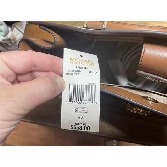 Michael Kors Hamilton Medium Satchel MK Logo Shoulder Strap Handbag (Vanilla) - Picture 10 of 13